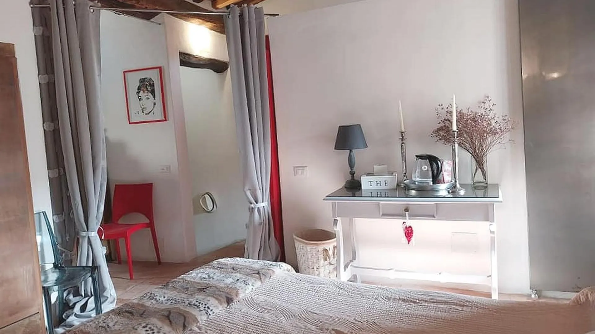 Romantic & Charming Appartamento In Centro Storico Cuore Di Toscana Monterotondo