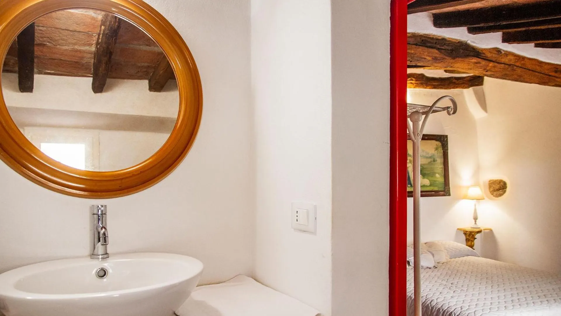 Romantic & Charming Appartamento In Centro Storico Cuore Di Toscana Monterotondo  Italien