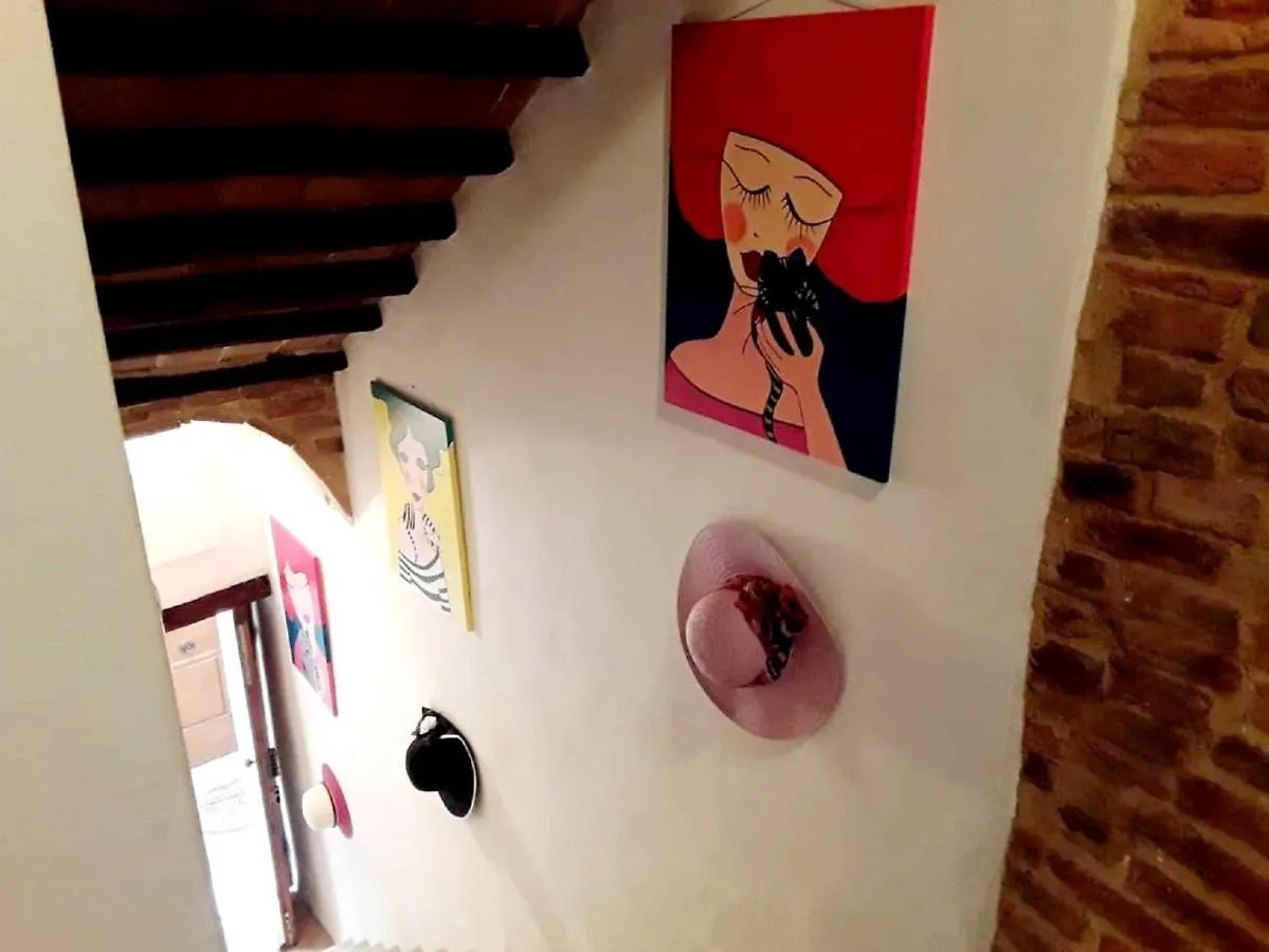Romantic & Charming Appartamento In Centro Storico Cuore Di Toscana Monterotondo  0*, Monterotondo (Tuscany)